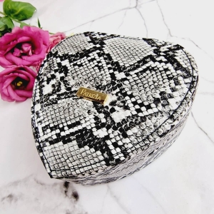 Szkatułka na biżuterię serce mniejsze 