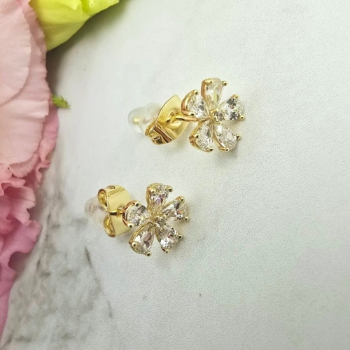 Kolczyki STAL CHIRURGICZNA mały kwiatek jasne kryształki 0,8 cm