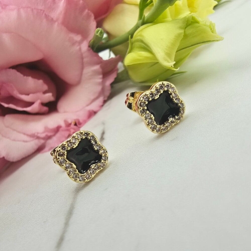 Kolczyki STAL CHIRURGICZNA koniczyna czarny środek cyrkonie 0,8 cm