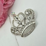 Broszka ozdobna korona złota cyrkonie i perła