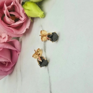 Kolczyki STAL CHIRURGICZNA kryształki czarne większe 0,6 cm