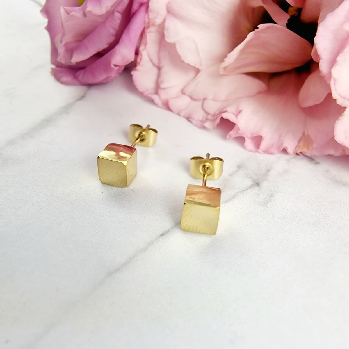 Kolczyki STAL CHIRURGICZNA sześcian 0,5 cm BASIC